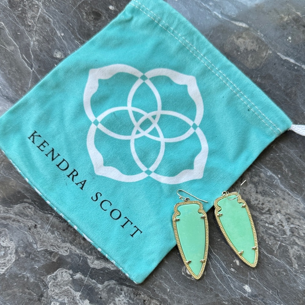 Kendra Scott Mint Green Arrowhead Earrings